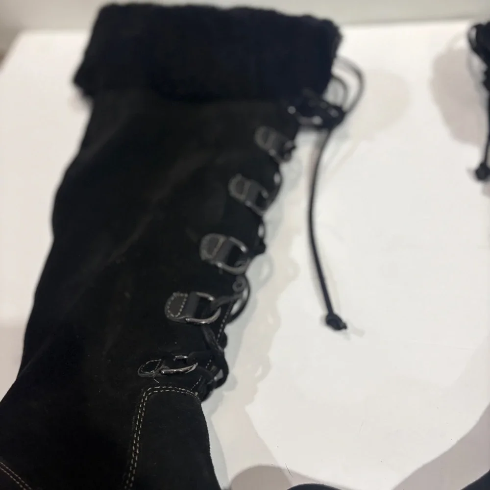 Sofft Black Suede Shearling Fur Trim Lace Up Tall Winter Boots Womens 6M Y2K